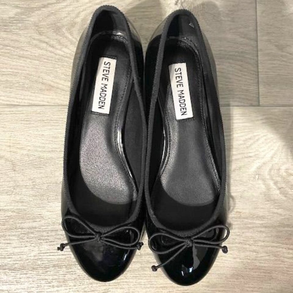 STEVE MADDEN Cherish Black Patent Heel